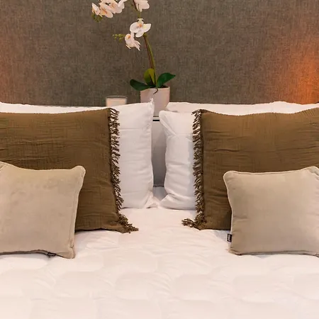 Il Mandorlo - Casa Palmeri 4* Roma