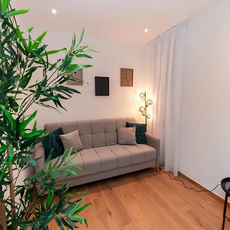 Konukevi Il Mandorlo - Casa Palmeri 4*